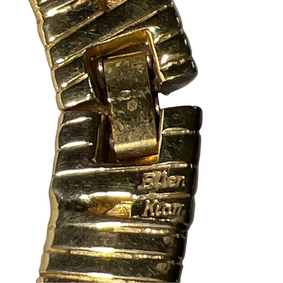 Ellen Kiam Signed Omega Comb Teeth Gold Tone Collar - Picture 9 of 13